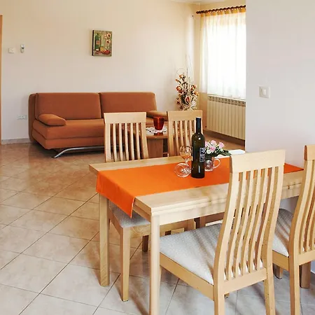 Haus Lori 152s Апартаменты