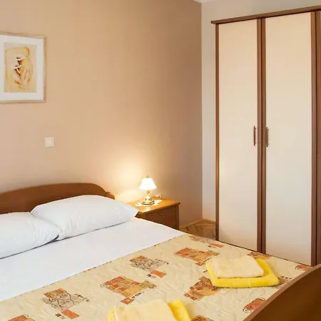 Haus Lori 152s Апартаменты *